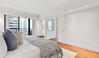 1300 CRYSTAL Dr 1102S, Arlington, VA 22202