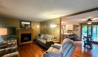 1912 S Oak Knoll Dr NE, Alexandria, MN 56308