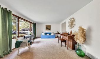 47 Brian Ave, Amherst, NY 14221