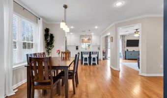 3 Harrison Ave, Aberdeen, NJ 07747