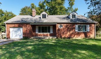 8238 Forest Rd, Anderson Twp., OH 45255