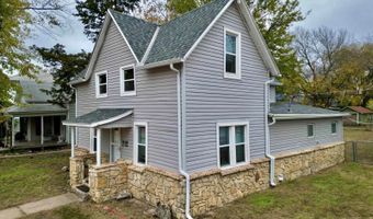 712 S C St, Arkansas City, KS 67005
