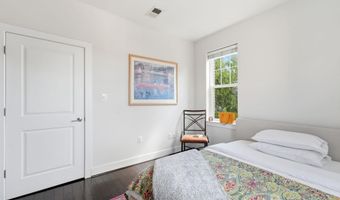 315 G St NE 306, Washington, DC 20002