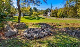 1973 Rocky Springs Rd, Bean Station, TN 37708