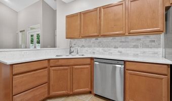 800 PARADISE Ln, Atlantic Beach, FL 32233