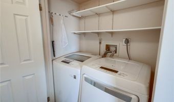 5573 Kiowa Dr, La Mesa, CA 91942