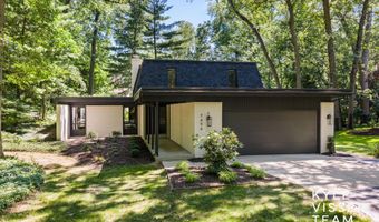 7496 Leyton Dr SE, Ada, MI 49301