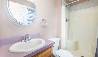 127 Curtiss St, Bristol, CT 06010