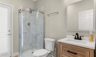 209 Carriage Hill Ln, Heath, TX 75032