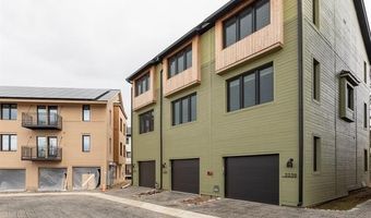 2237 Trillium Ln, Ann Arbor, MI 48104
