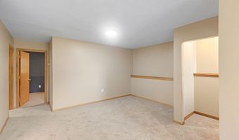 14566 Kerry St NW, Andover, MN 55304