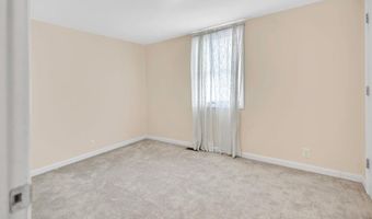 1744 Parkview Dr, Bedford, IN 47421