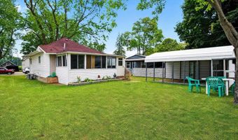 1215 Rosedale St, Alma, MI 48801