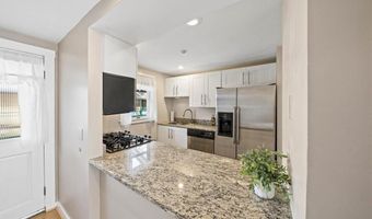 40 Web Ave 221, North Kingstown, RI 02852