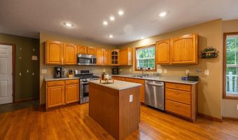 16365 Jeannie Dr, Aurora, IN 47001