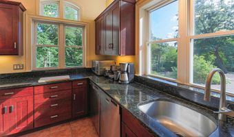373 Scarboro Rd, Freedom, NH 03836