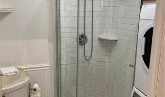 49 Sanford Ave, North Kingstown, RI 02852