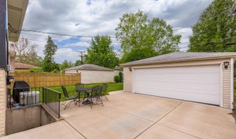 1016 S Haddow Ave, Arlington Heights, IL 60005