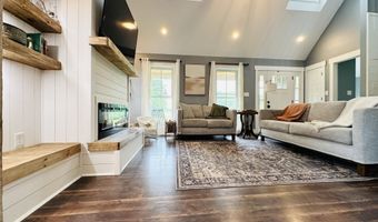 1775 GreenHill Welchburg Rd, Annville, KY 40402