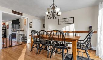 62 Canonchet Trl, Cranston, RI 02921
