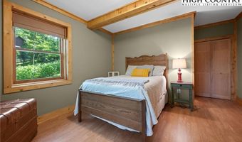 144 Spice Apple Way, Banner Elk, NC 28604