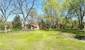 425 Cherry Ave N, Annandale, MN 55302