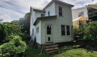 1318 14th Ave, Altoona, PA 16601