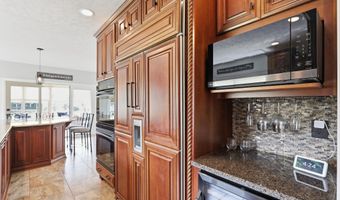 6040 White Ash Ct, Avon, IN 46123