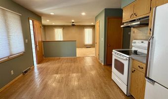 1107 4Th Ave, Ackley, IA 50601