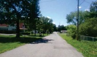 107 Elm St, Ashland City, TN 37015