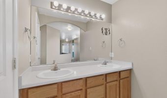 8215 Nerisa Ct SW, Albuquerque, NM 87121