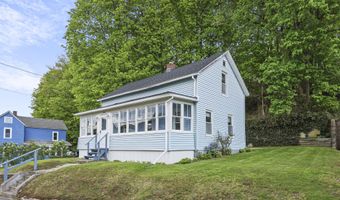 11 Richmond Ln, Adams, MA 01220