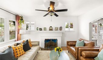 206 S Wisconsin St, Fallbrook, CA 92028
