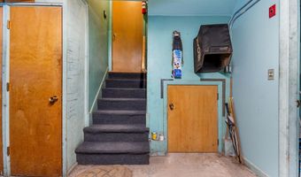 53 Hampton Ave, Auburn, ME 04210