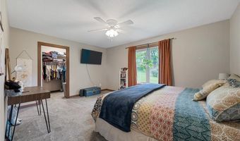 114 Therese Ave, Anamosa, IA 52205