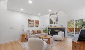 6577 E Camino Vis 6, Anaheim, CA 92807