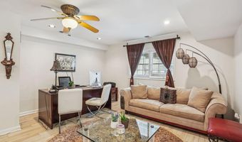 9201 LAUREL OAK Dr, Bethesda, MD 20817