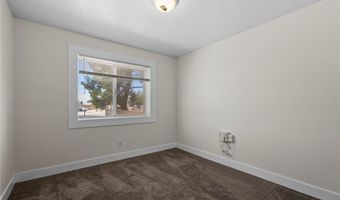 22225 Standing Rock Ave, Apple Valley, CA 92307