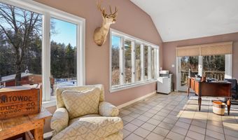 417 Candia Rd, Chester, NH 03036