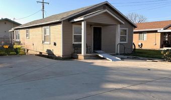 10670 Jackson St, Armona, CA 93202