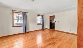 70 Sage Ave, Bridgeport, CT 06610