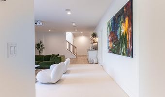 5044 Hickory Pointe Woods SE, Ada, MI 49301