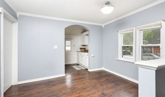 3832 Bowdoin St, Des Moines, IA 50313