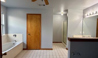 510 College Pl, Bentonville, AR 72712