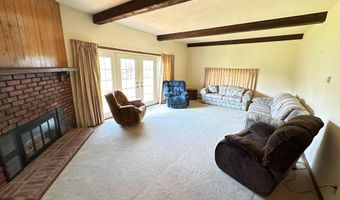 1215 NE 24th Ave, Aberdeen, SD 57401