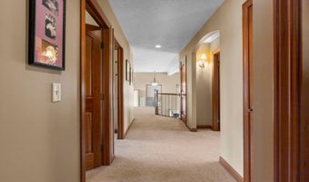 15197 Uplander St NW, Andover, MN 55304