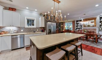 9 Bajala Dr E, Beaufort, SC 29907