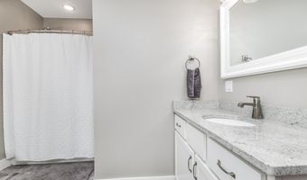 2207 Eldie, Asbury, IA 52002