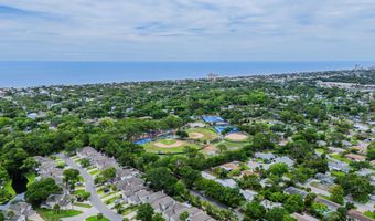 92 W 13TH St, Atlantic Beach, FL 32233