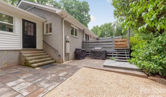 3227 Driftwood Dr, Charlotte, NC 28205